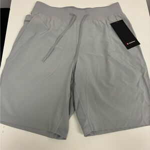 Lululemon T.H.E. shirt 9” linerless